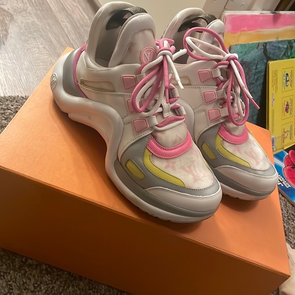 Authentic Louis Vuitton Spring collection Archlight sneakers. - Picture 1 of 7